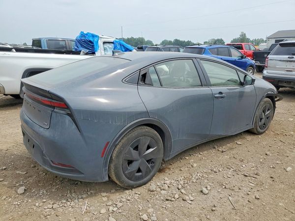 2025 TOYOTA PRIUS