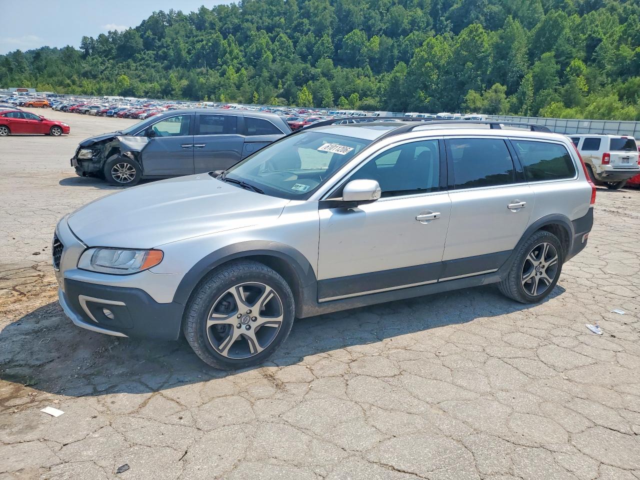 2014 VOLVO XC70