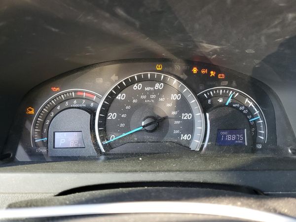 2012 TOYOTA CAMRY
