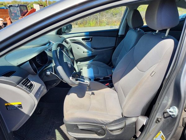 2013 HYUNDAI ELANTRA