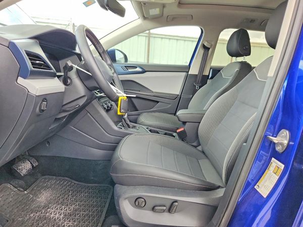 2024 VOLKSWAGEN TAOS SE — DENT