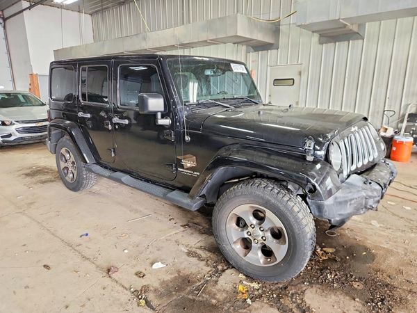 2017 JEEP WRANGLER UNLIMITED SAHARA 4X4