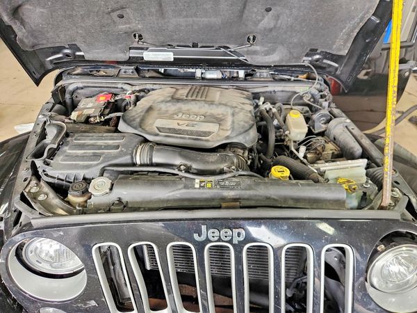 2017 JEEP WRANGLER UNLIMITED SAHARA 4X4