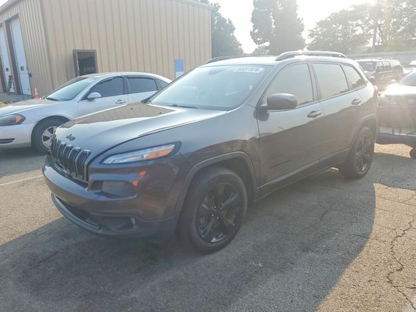 2018 JEEP CHEROKEE — Front 3/4