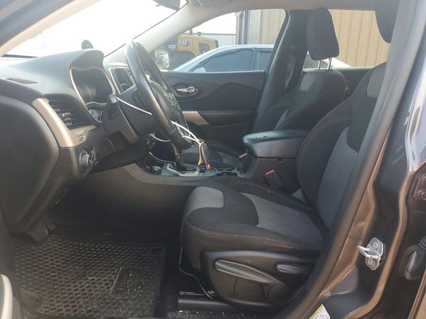 2018 JEEP CHEROKEE — DENT