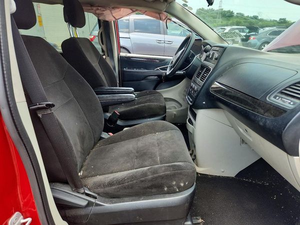 2012 DODGE GRAND CARAVAN SE