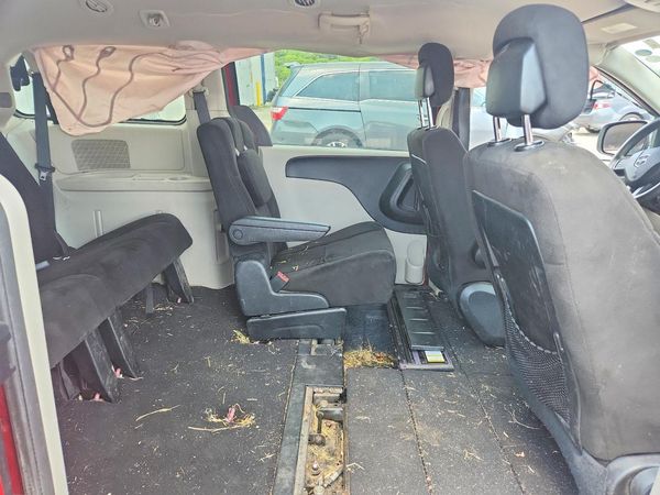2012 DODGE GRAND CARAVAN SE