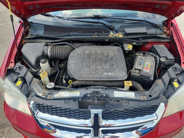 2012 DODGE GRAND CARAVAN SE
