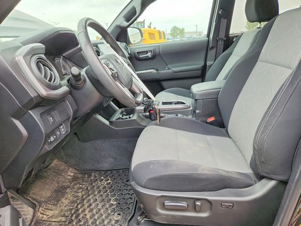 2023 TOYOTA TACOMA SR5