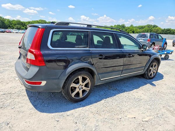2013 VOLVO XC70