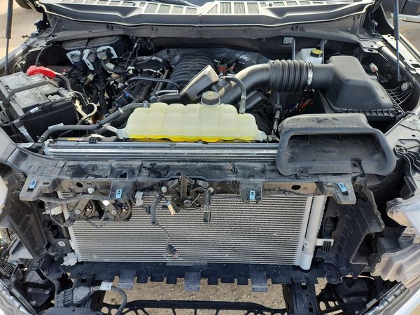 2025 FORD F150