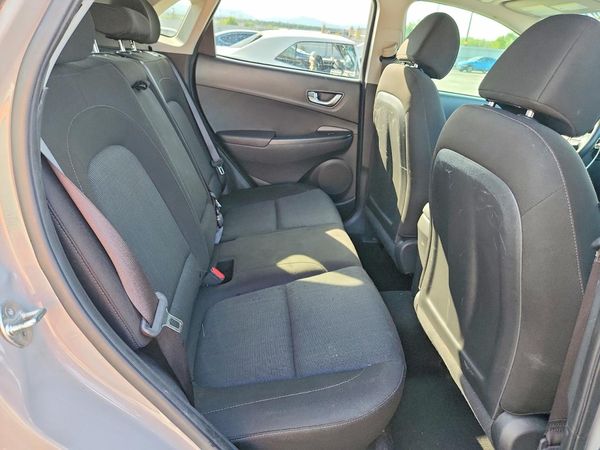 2022 HYUNDAI KONA