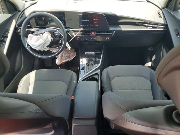 2026 KIA NIRO LX