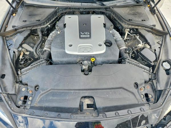 2015 INFINITI Q50