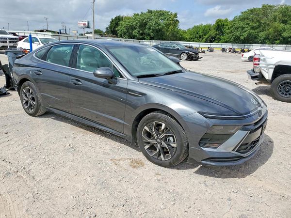 2025 HYUNDAI SONATA