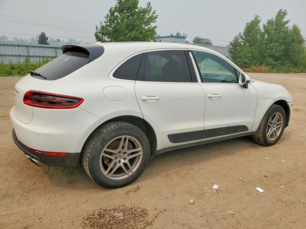 2018 PORSCHE MACAN Macan S