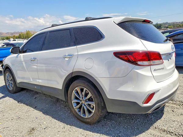 2018 HYUNDAI SANTA FE SE Base