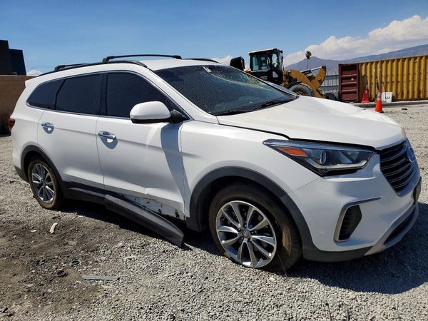 2018 HYUNDAI SANTA FE SE Base