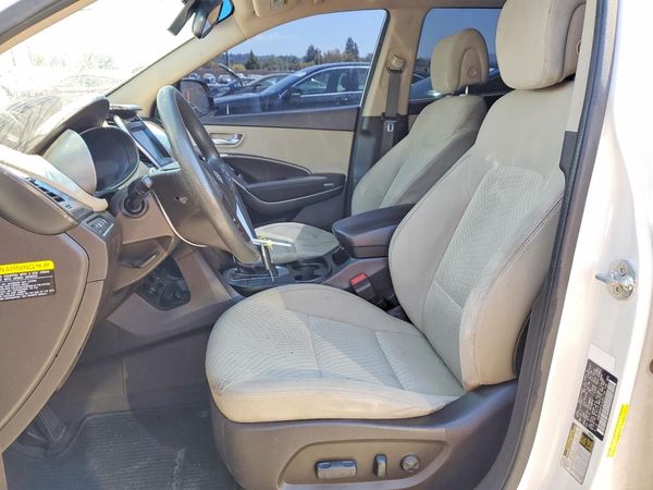 2018 HYUNDAI SANTA FE SE Base