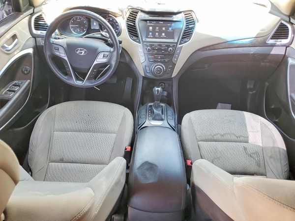 2018 HYUNDAI SANTA FE SE Base