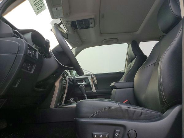 2018 TOYOTA 4RUNNER
