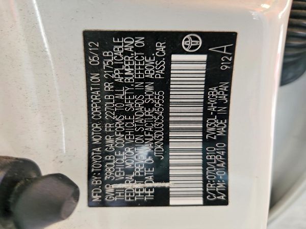 2012 TOYOTA PRIUS