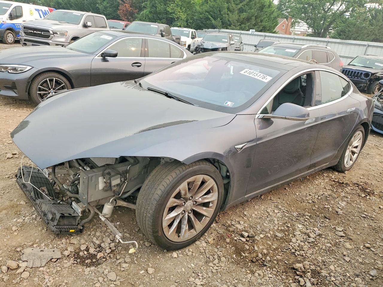 2017 TESLA MODEL S — Front 3/4