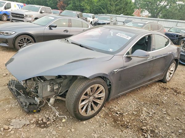 2017 TESLA MODEL S — Front 3/4