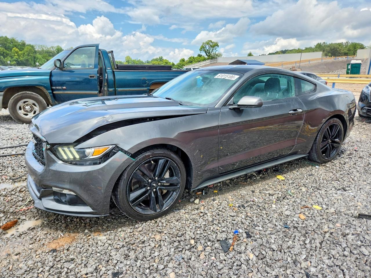 2017 FORD MUSTANG I4 Coupe