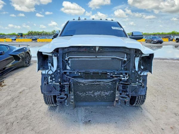 2020 RAM 3500 LARAMIE CREW CAB 4X4