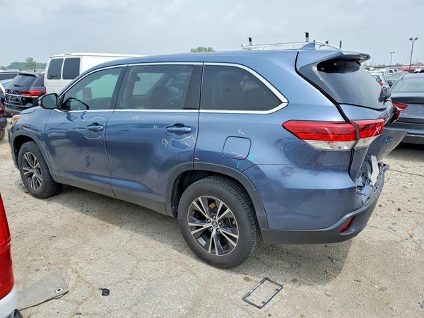 2019 TOYOTA HIGHLANDER LE/LE Plus
