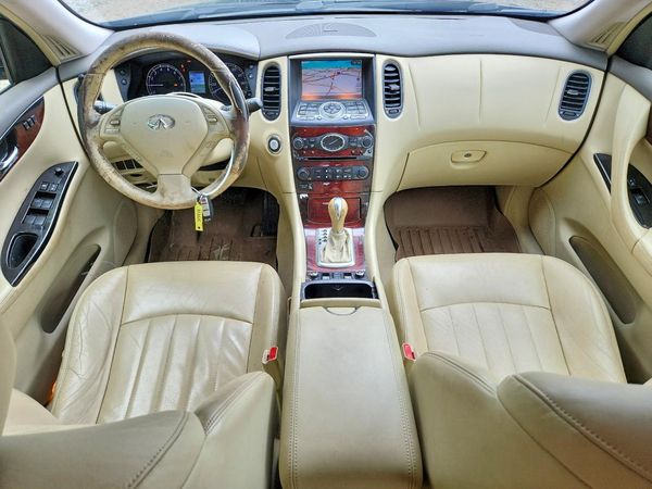 2015 INFINITI QX50