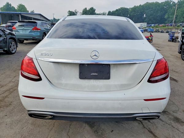 2017 MERCEDES-BENZ E