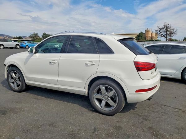 2015 AUDI Q3 quattro Premium Plus