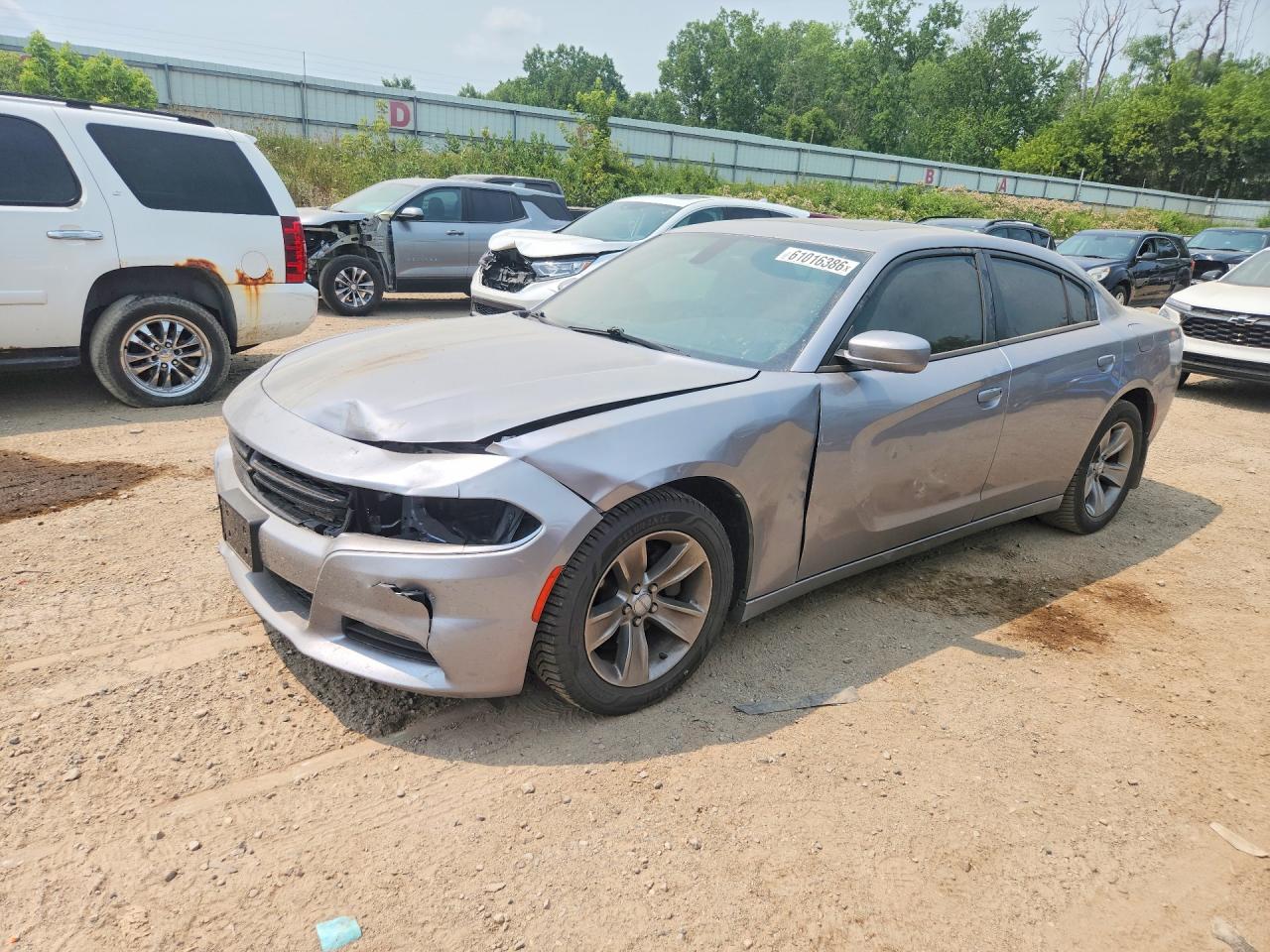 2016 DODGE CHARGER SXT