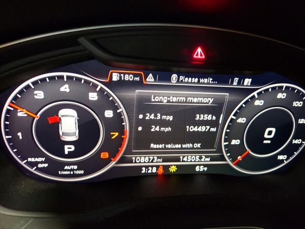 2018 AUDI Q5 quattro Premium Plus