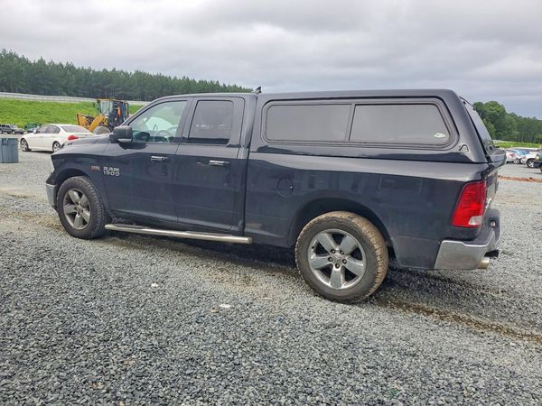 2017 RAM 1500 SLT