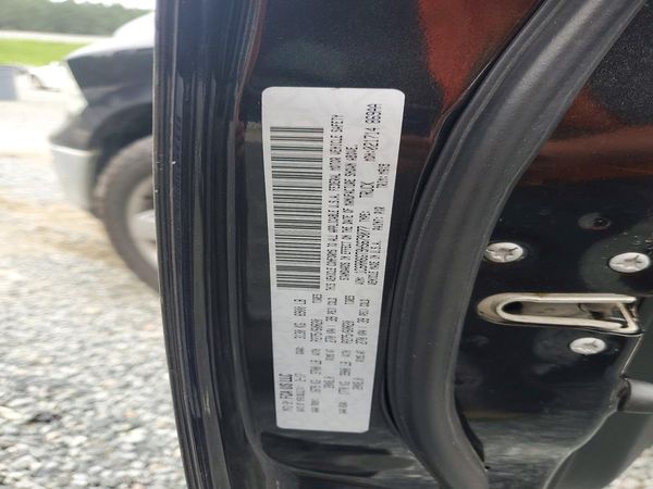 2017 RAM 1500 SLT