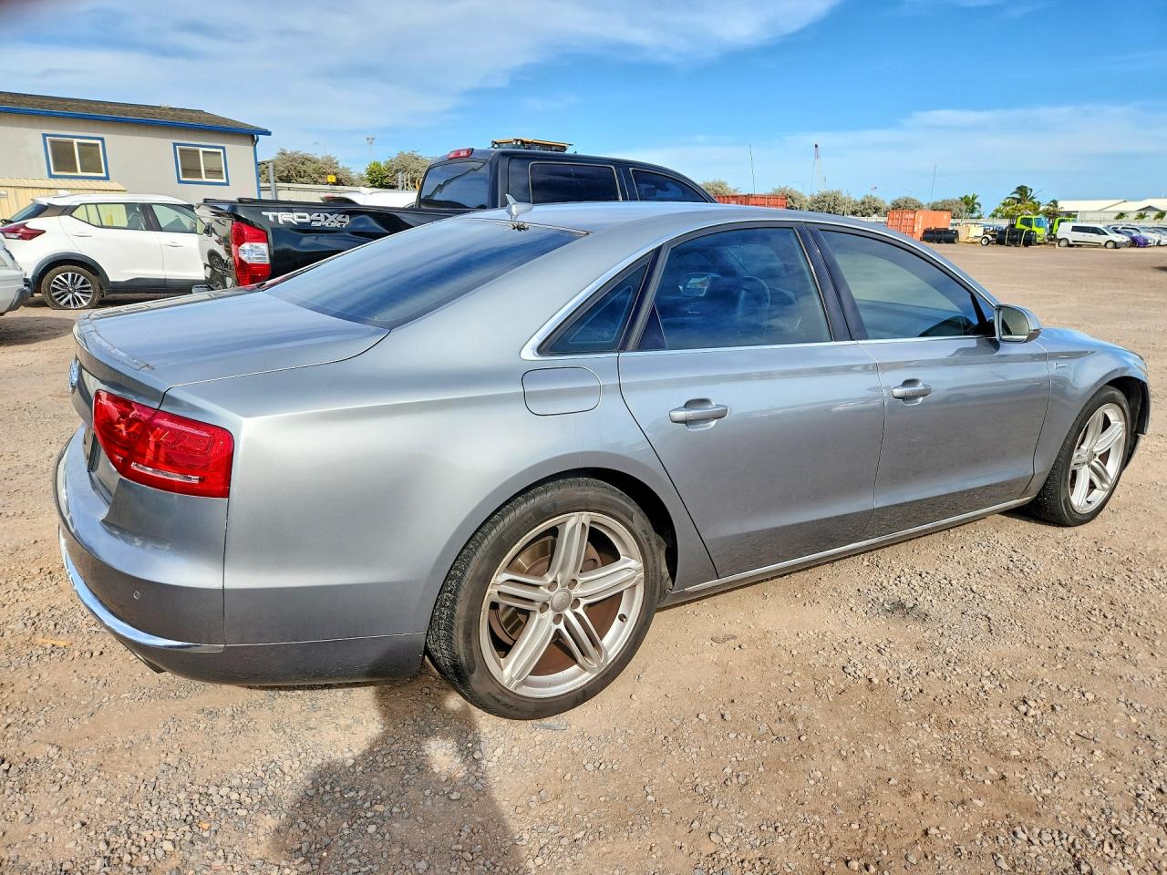 2013 AUDI A8