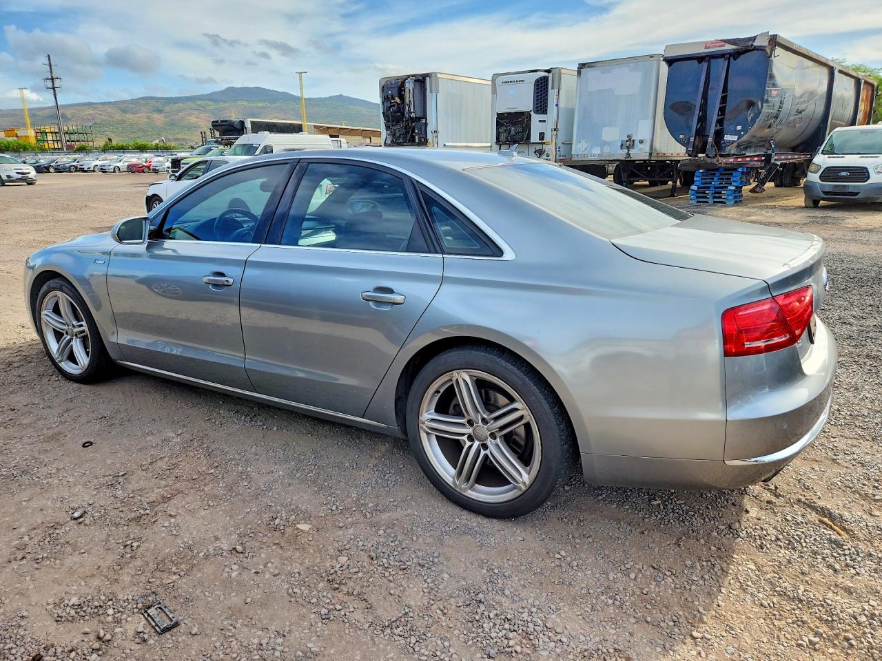 2013 AUDI A8