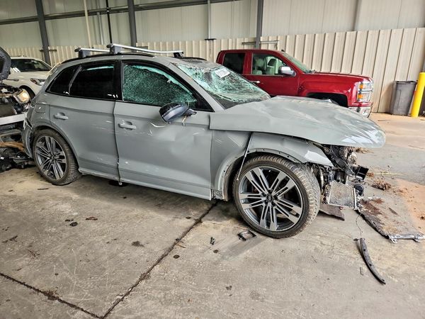 2019 AUDI SQ5