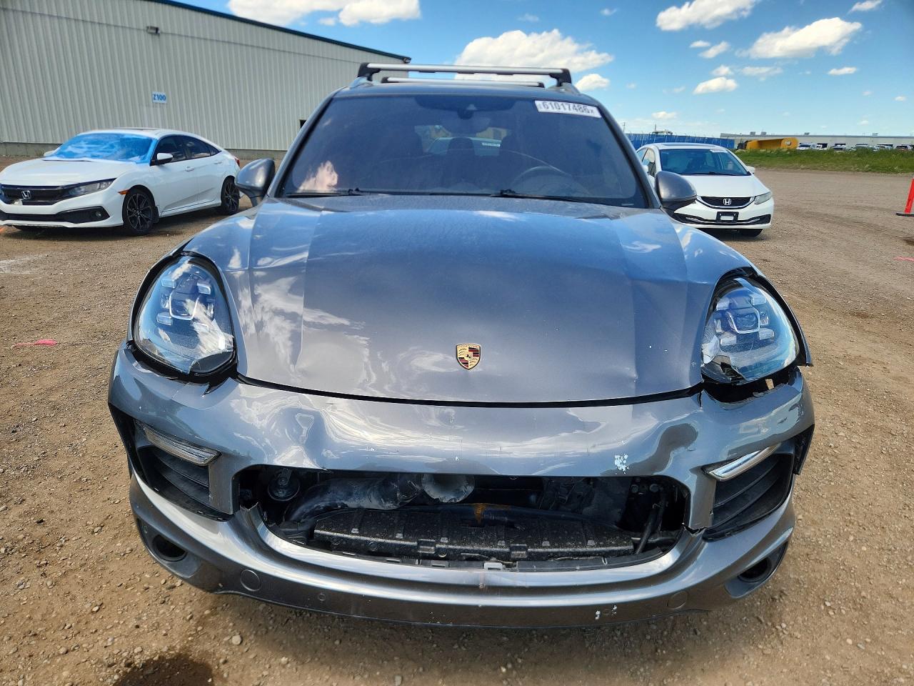 2016 PORSCHE CAYENNE