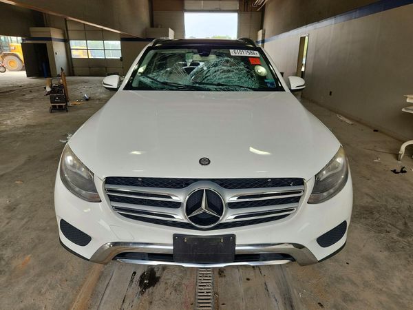 2016 MERCEDES-BENZ GLC GLC300