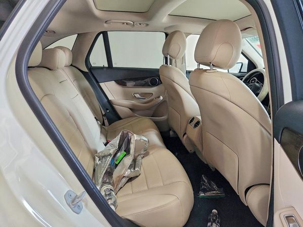 2016 MERCEDES-BENZ GLC GLC300