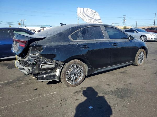 2024 KIA FORTE GT Line