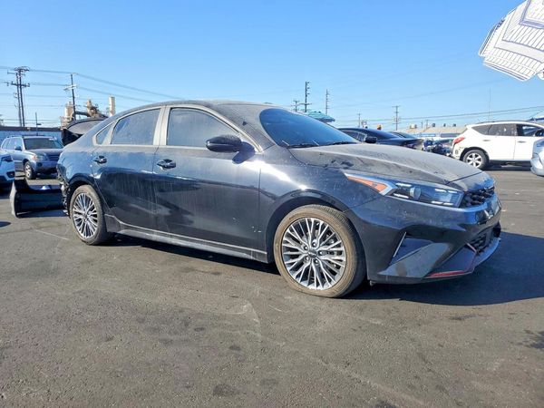2024 KIA FORTE GT Line
