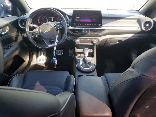 2024 KIA FORTE GT Line
