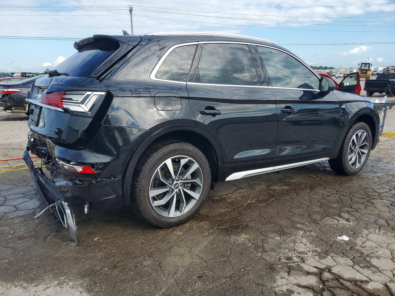 2022 AUDI Q5 S Line quattro Premium