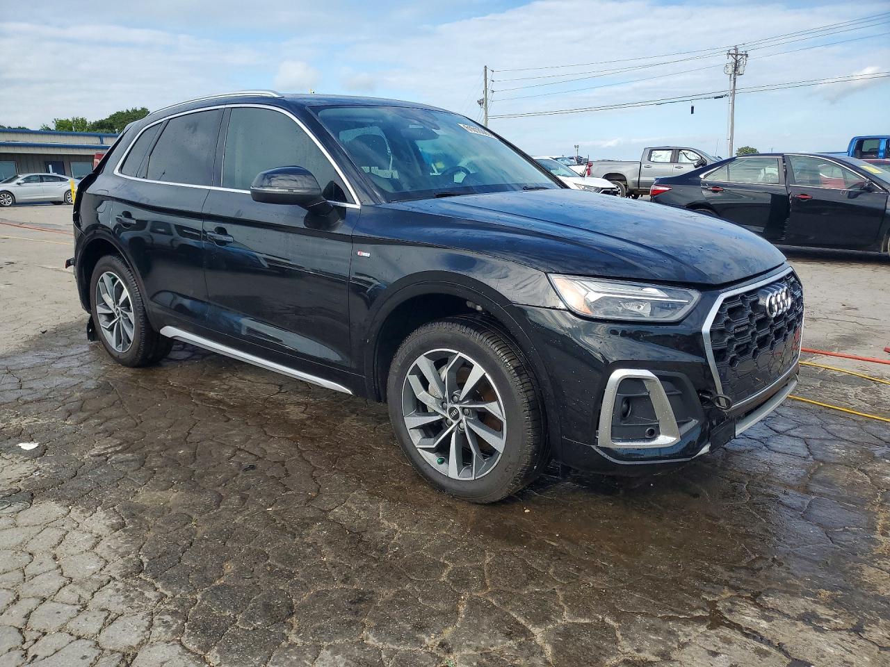 2022 AUDI Q5 S Line quattro Premium