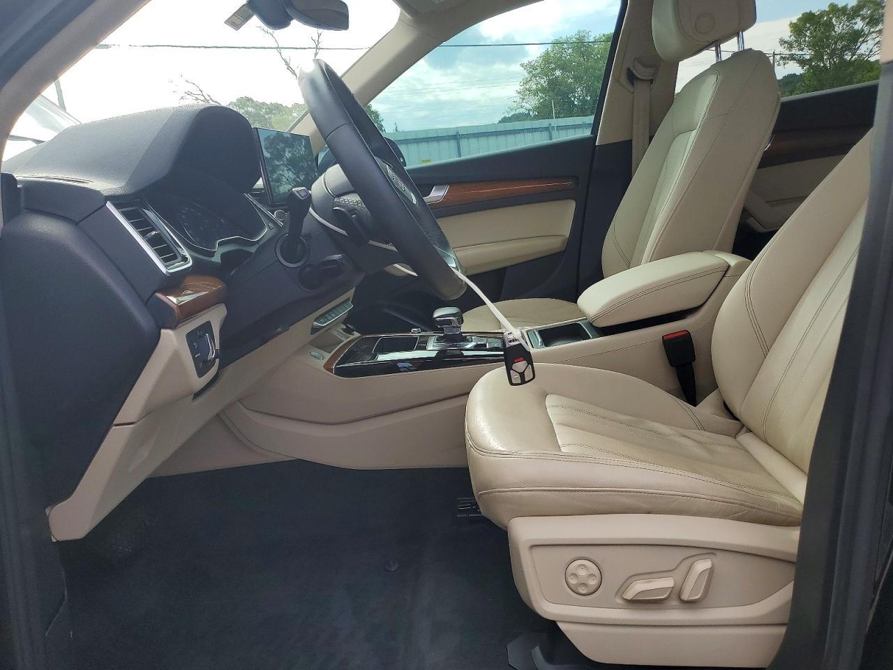 2022 AUDI Q5 S Line quattro Premium